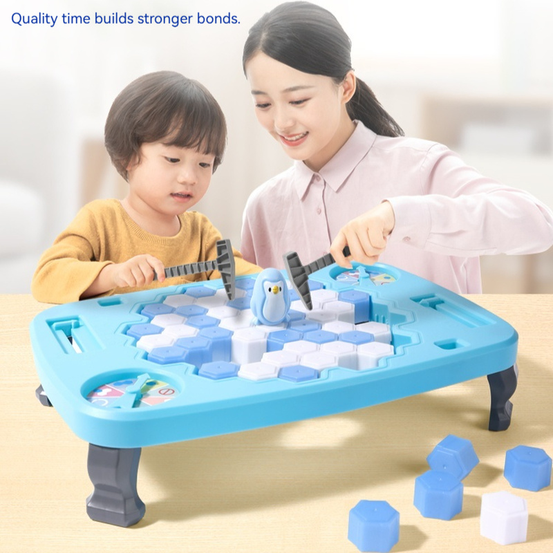 Cute Knocking On Ice Cubes To  - Board Game China recension och pris