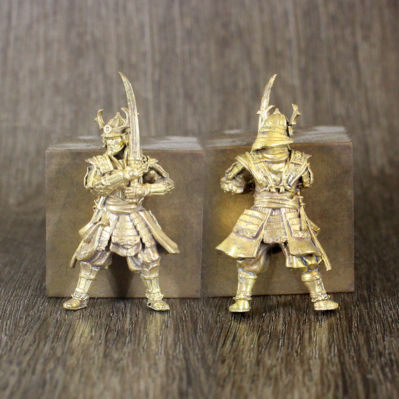 Solid Brass Cyborg Zombie Warr - Board Game Zombie recension och pris