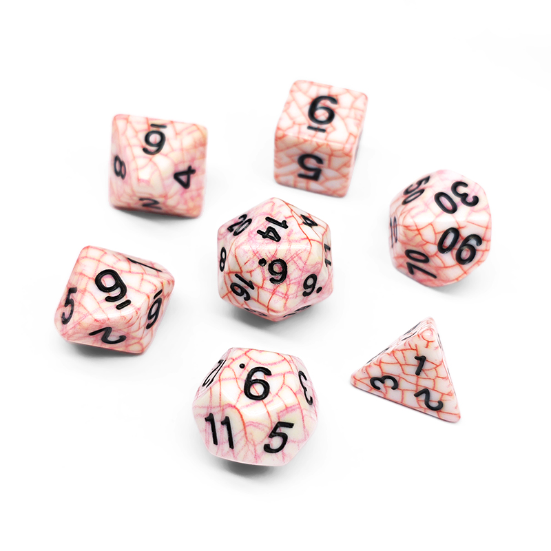 7PCS Polyhedral Red Cracked Te - Board Game Dungeons And Dragons recension och pris